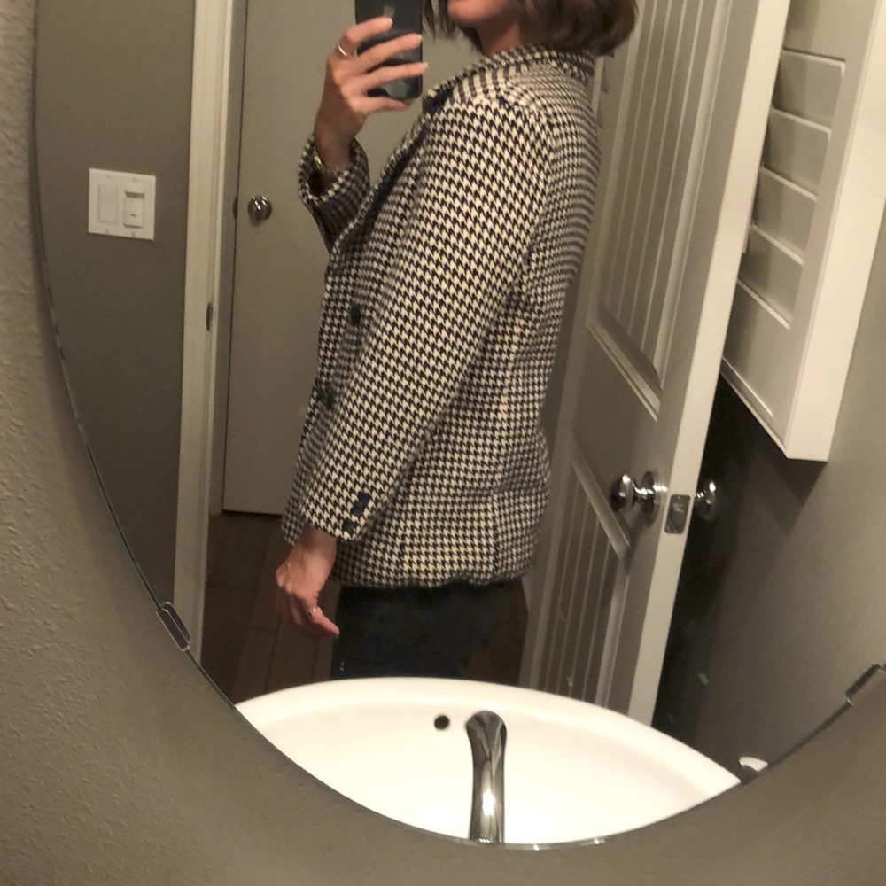 PURE WOOL vintage houndstooth black & white jacket - Picture 8 of 17